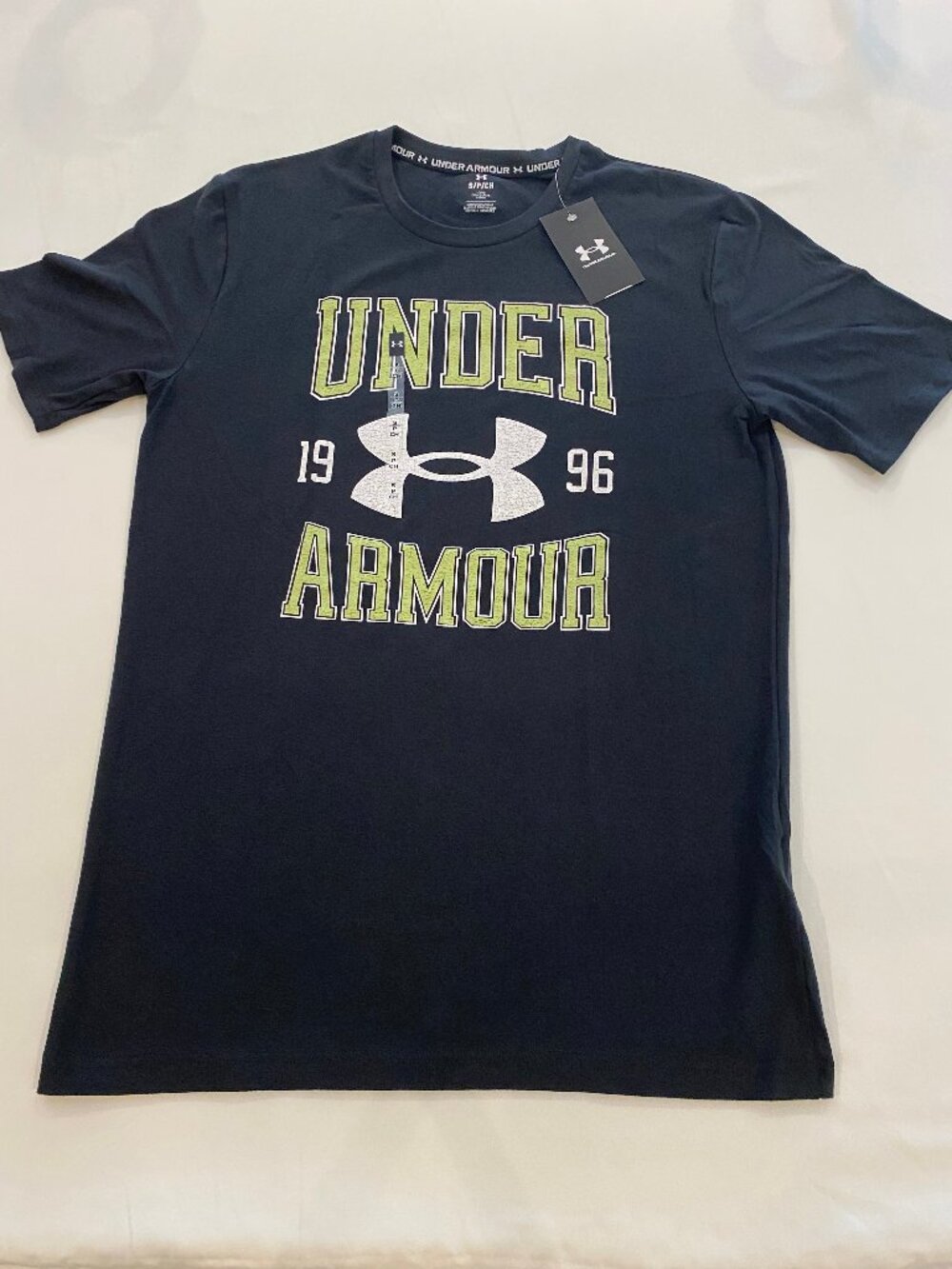 UNDER ARMOUR Men's SS "Vintage UA Logo Graphic" T-Shirt - NWT - Small S Black